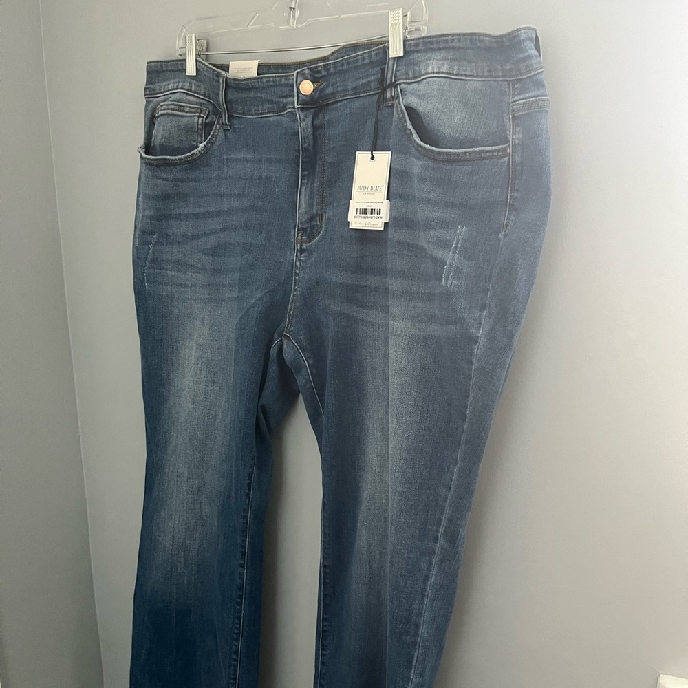 24W Judy Blue bootcut jeans. NWT
